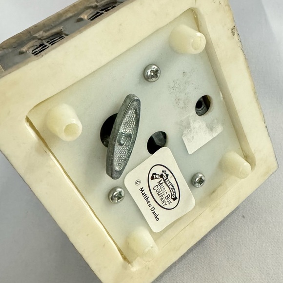 Vintage Police Teddy Bear by San Francisco Musical Box excellent condition - Picture 7 of 7